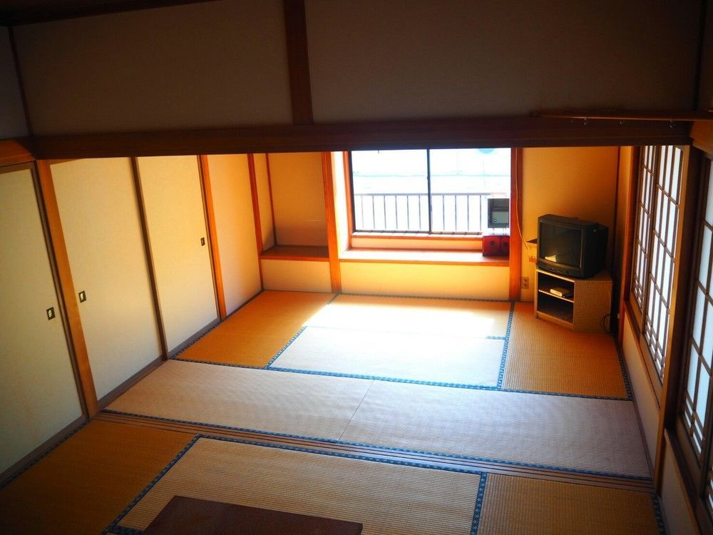 Guesthouse Shimashima Matsumoto Exterior photo